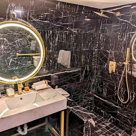 Dolce By Wyndham Hollywood Hotel Bagian luar foto
