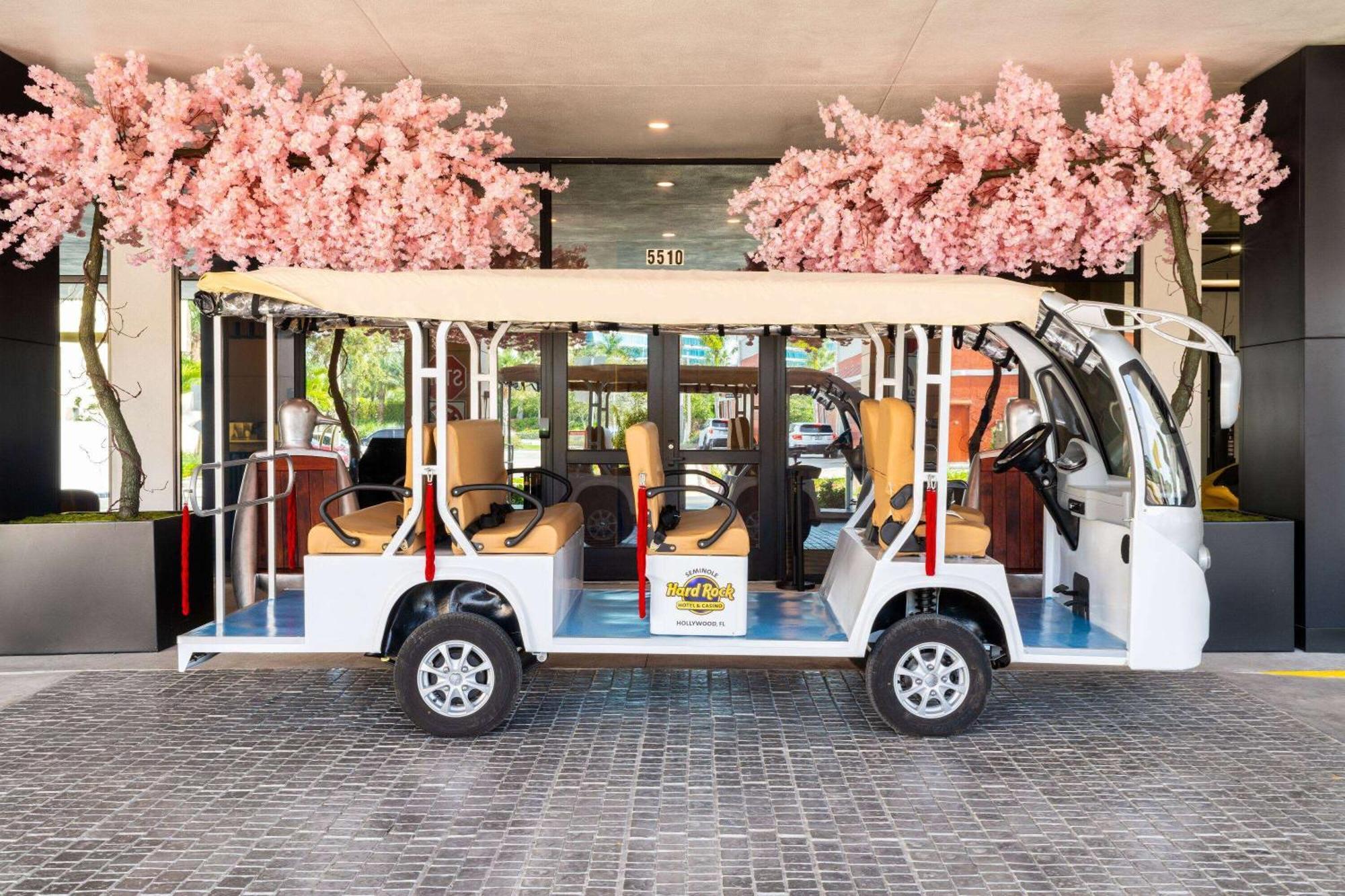 Dolce By Wyndham Hollywood Hotel Bagian luar foto