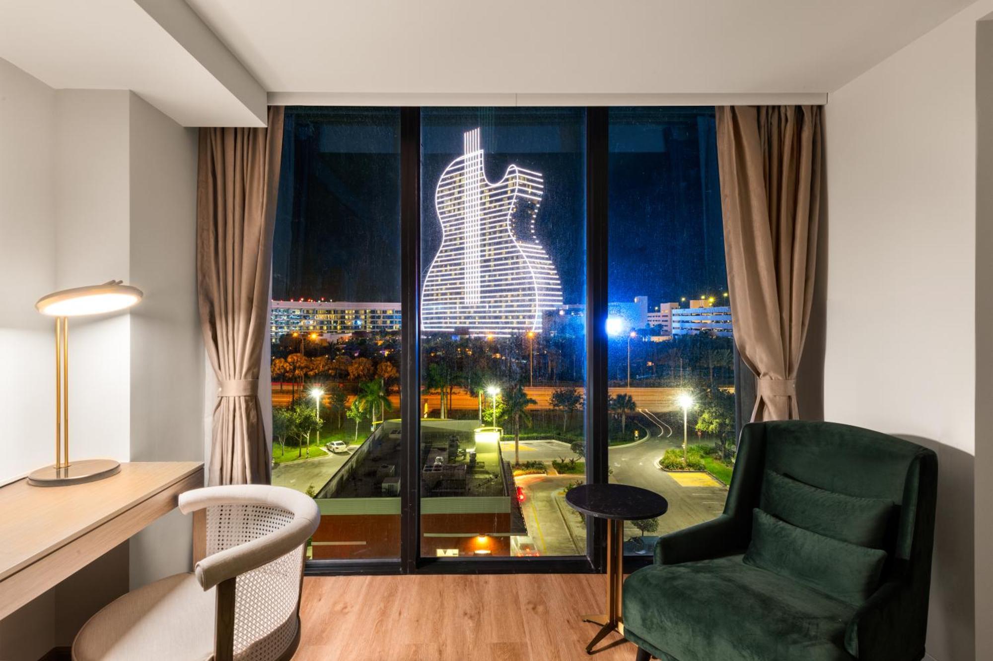 Dolce By Wyndham Hollywood Hotel Bagian luar foto